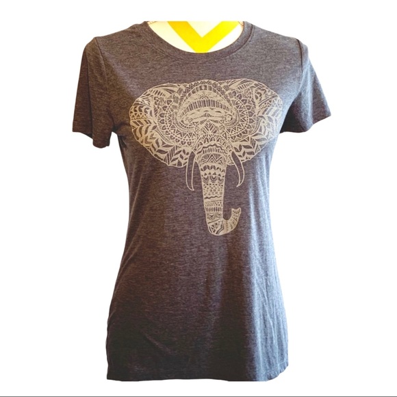 Zoe + Liv Tops - ZOE + LIV grey elephant graphic T-shirt small